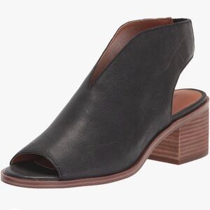 Lucky Brand Terif Sandals 9.5M